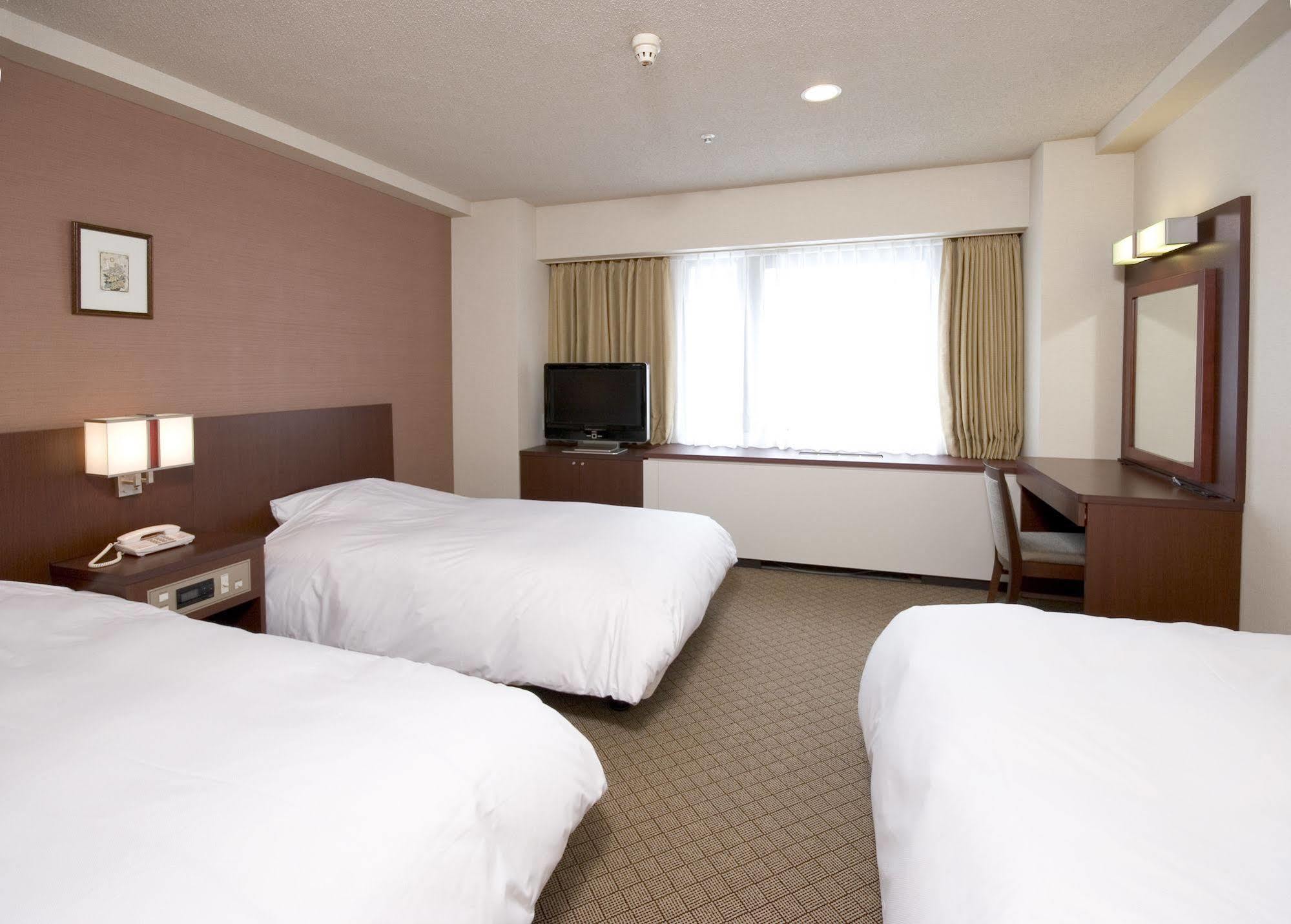 Hotel Sunroute New Sapporo Buitenkant foto